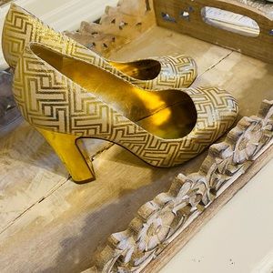 Authentic Tory Burch heels